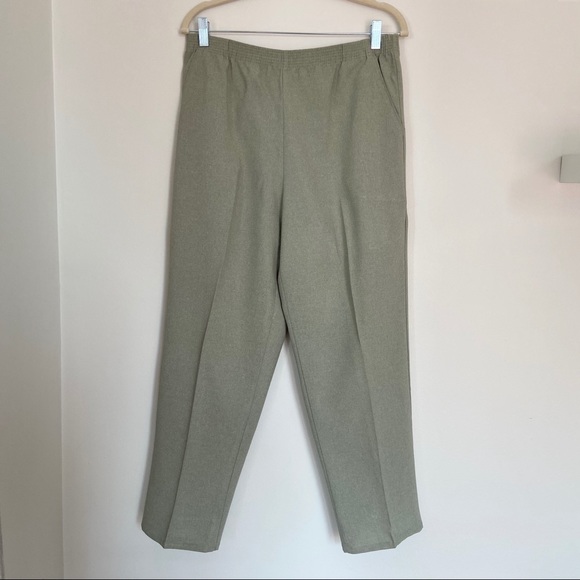 VINTAGE Sage Green Trousers -Size 10P - Picture 7 of 10